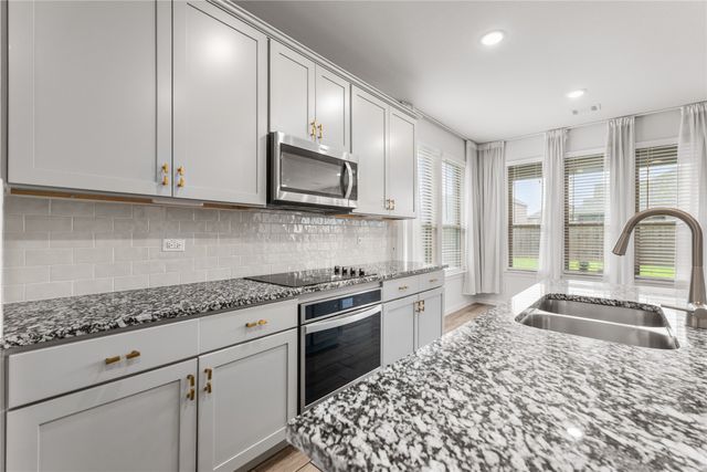 870 Cavalcade Drive, Ferris, TX 75125