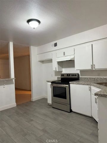 710 N Chester Avenue, Bakersfield, CA 93308