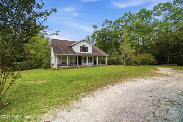 7071 Bayou Talla Lane, Kiln, MS 39556