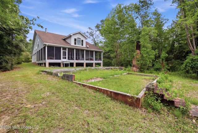 7071 Bayou Talla Lane, Kiln, MS 39556