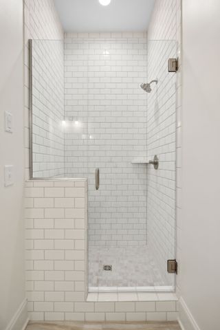 1042 Wynn Cir, Franklin, TN 37064