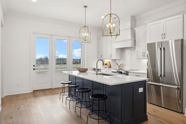 1042 Wynn Cir, Franklin, TN 37064