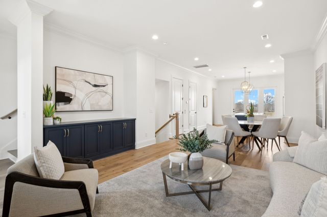 1042 Wynn Cir, Franklin, TN 37064