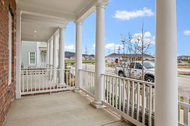 1042 Wynn Cir, Franklin, TN 37064