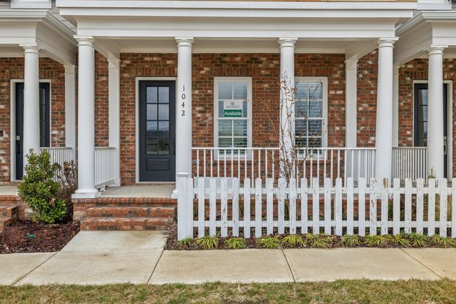 1042 Wynn Cir, Franklin, TN 37064