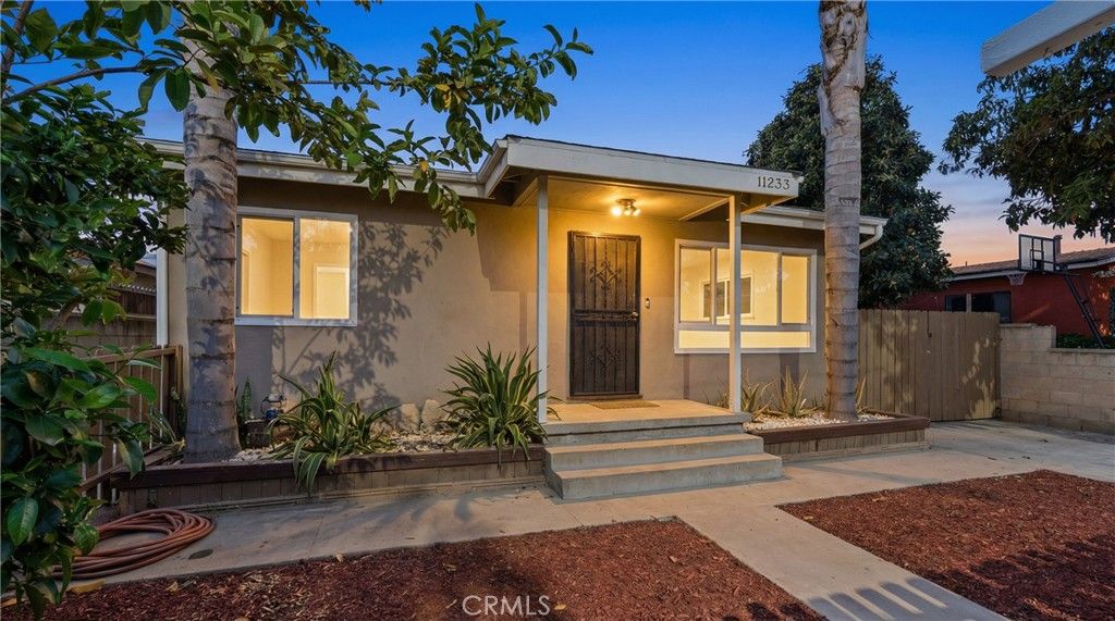 11233 Virginia, Lynwood, CA 90262
