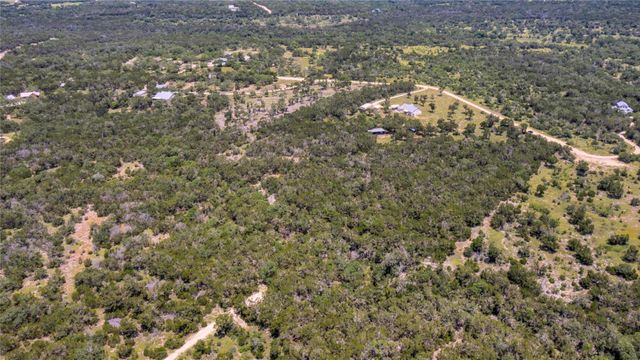 400 Wolf TRL, Wimberley, TX 78676