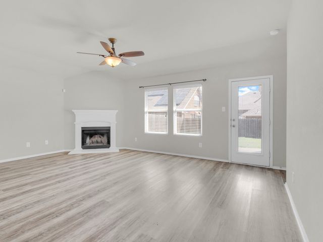 4525 Indian Paint Way, Denton, TX 76208