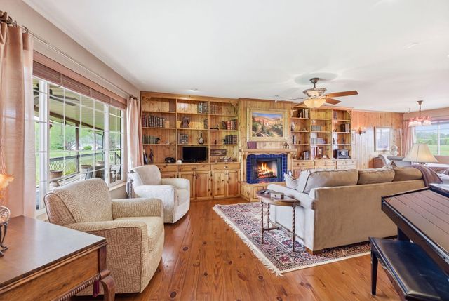 118 Green Lane, Georgetown, KY 40324