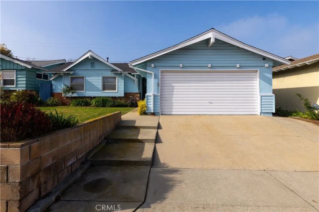 25207 Doria Avenue, Lomita, CA 90717