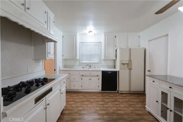 25207 Doria Avenue, Lomita, CA 90717