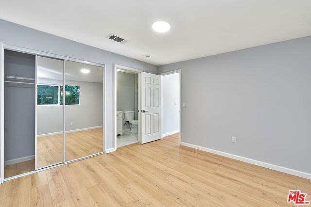 708 N El Molino Avenue, Pasadena, CA 91104