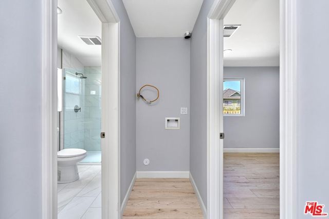 708 N El Molino Avenue, Pasadena, CA 91104