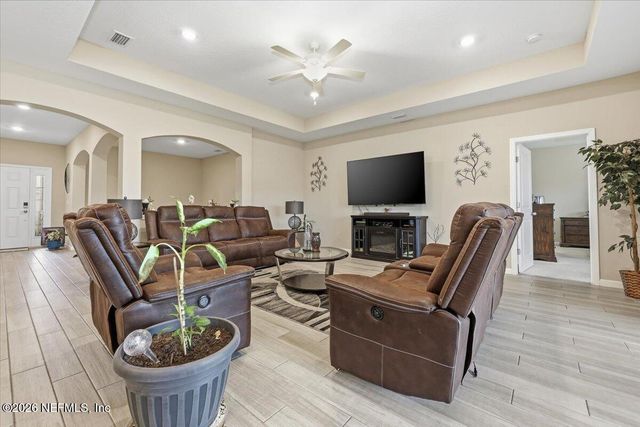 9960 LOVAGE Lane, Jacksonville, FL 32219