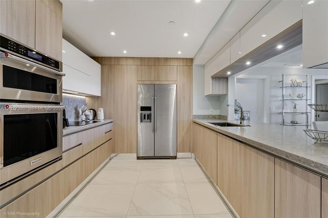 201 Crandon Blvd 833, Key Biscayne, FL 33149