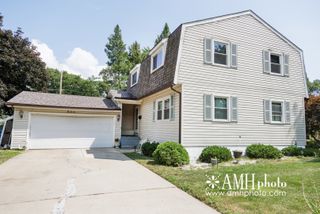 824 S Mckinley Avenue, Kankakee, IL 60901