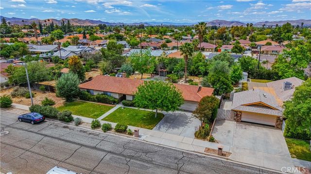 591 S Juanita, Hemet, CA 92543