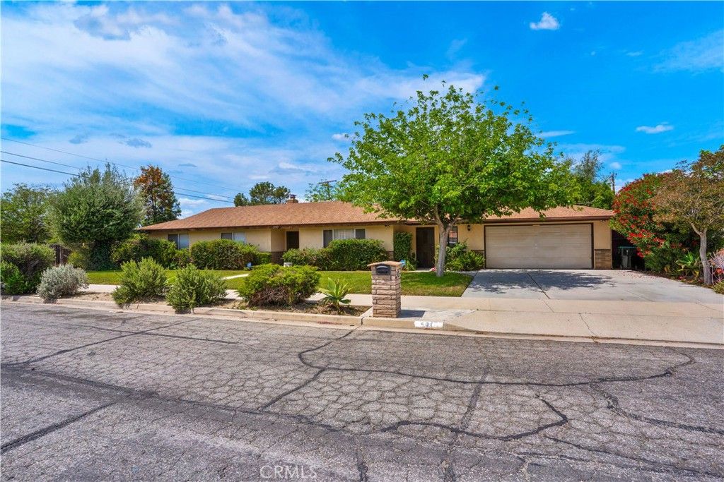 Image 1 of property listing at 591 S Juanita, Hemet, CA 92543