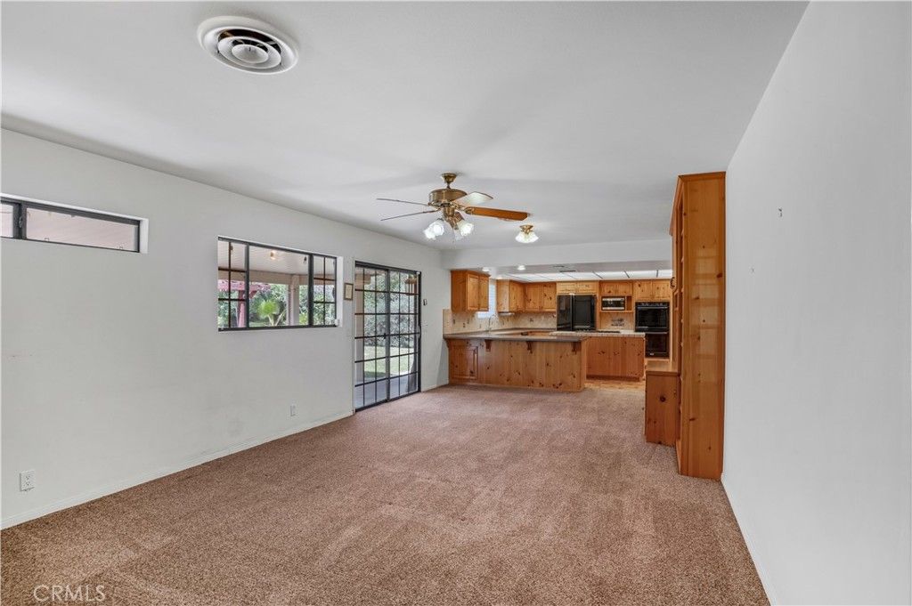 Image 14 of property listing at 591 S Juanita, Hemet, CA 92543