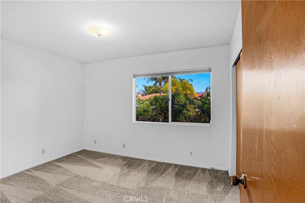 Image 20 of property listing at 591 S Juanita, Hemet, CA 92543