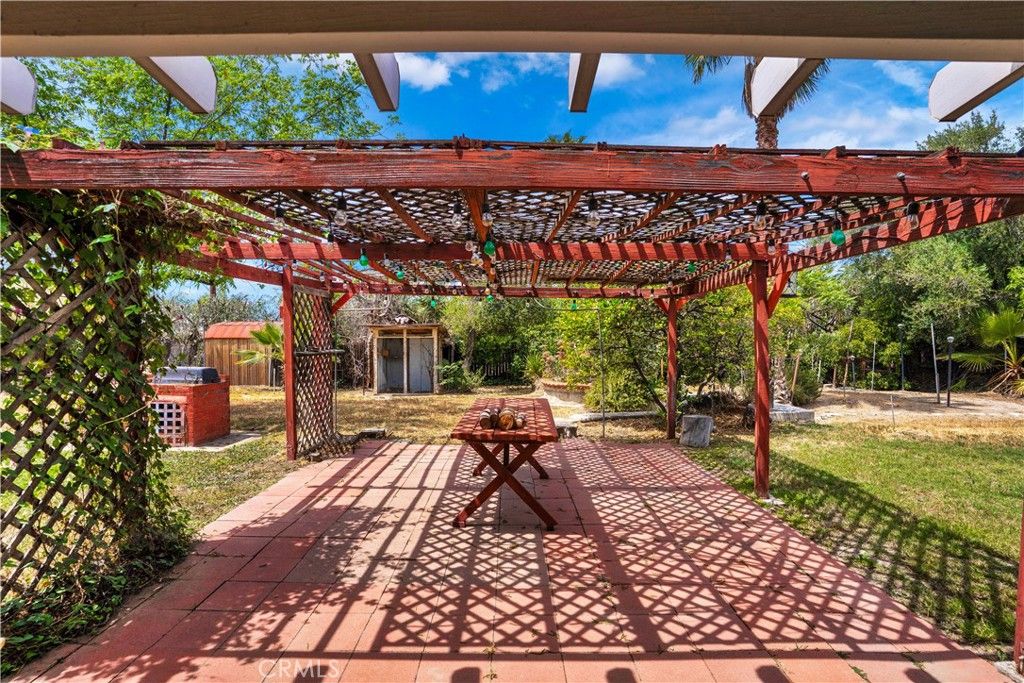 Image 31 of property listing at 591 S Juanita, Hemet, CA 92543