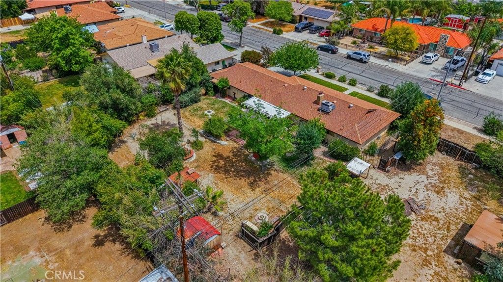 Image 32 of property listing at 591 S Juanita, Hemet, CA 92543