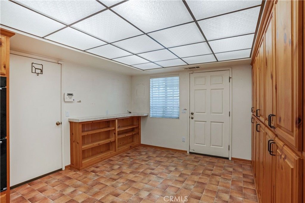 Image 9 of property listing at 591 S Juanita, Hemet, CA 92543