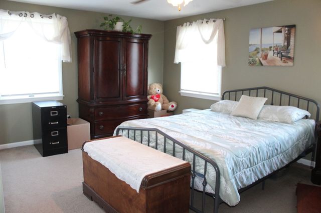 171 S Main St 2, Bellingham, MA 02019