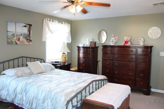 171 S Main St 2, Bellingham, MA 02019
