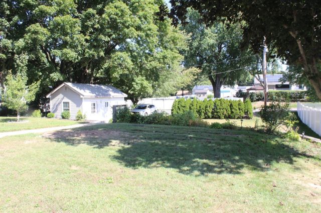 171 S Main St 2, Bellingham, MA 02019