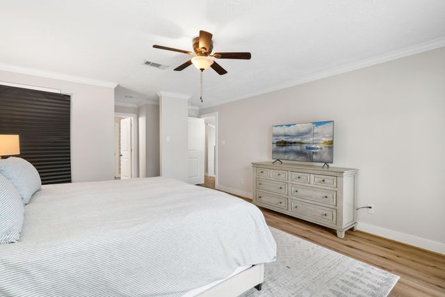 3203 Poe Drive, Montgomery, TX 77356