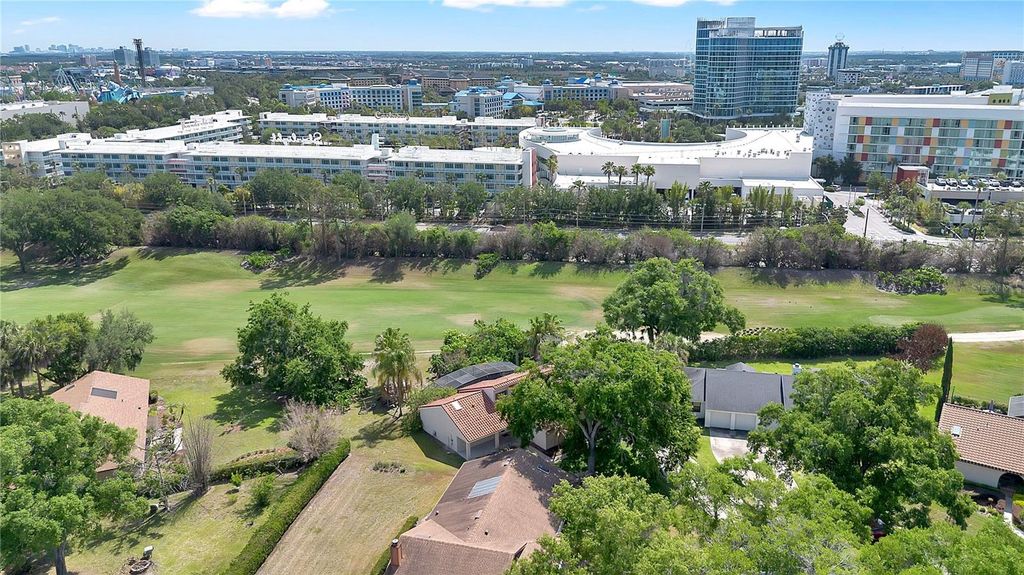 Image 36 of property listing at 7207 GREENVILLE COURT, Orlando, FL 32819