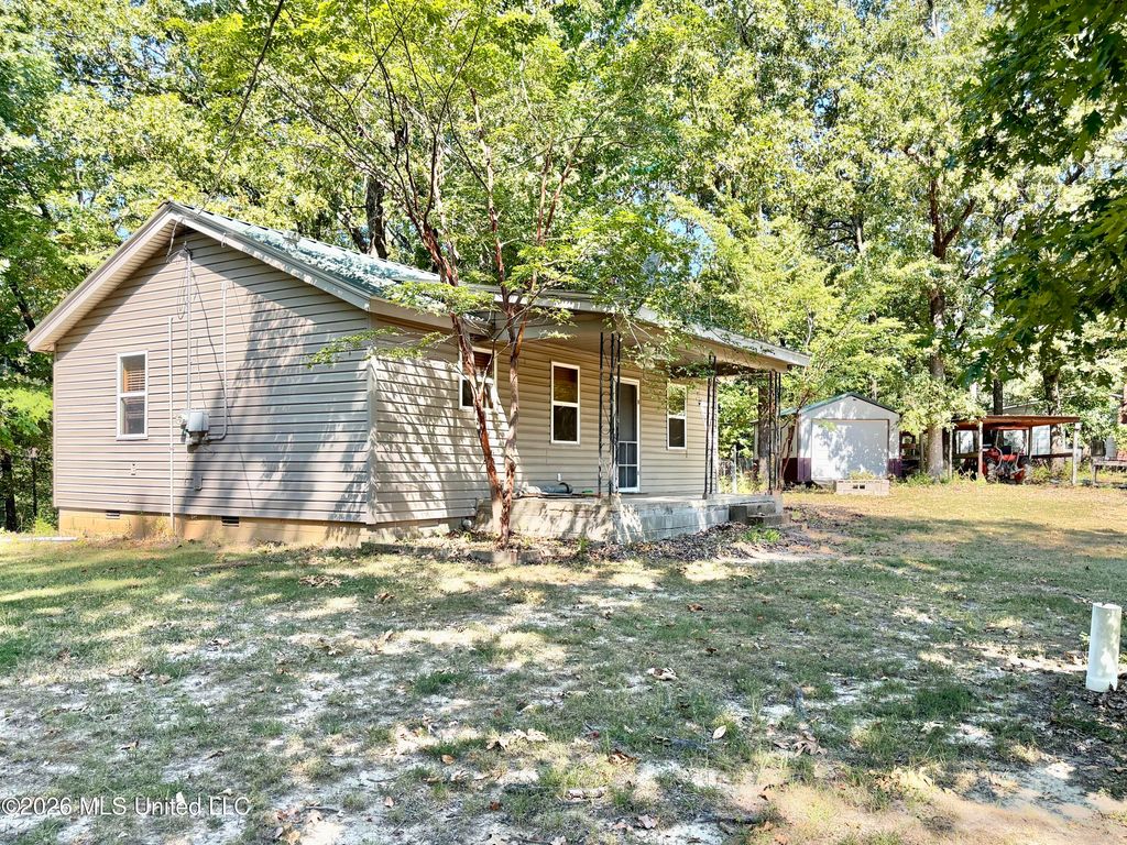 8 County Road 531, Como, MS 38619 — photo 2