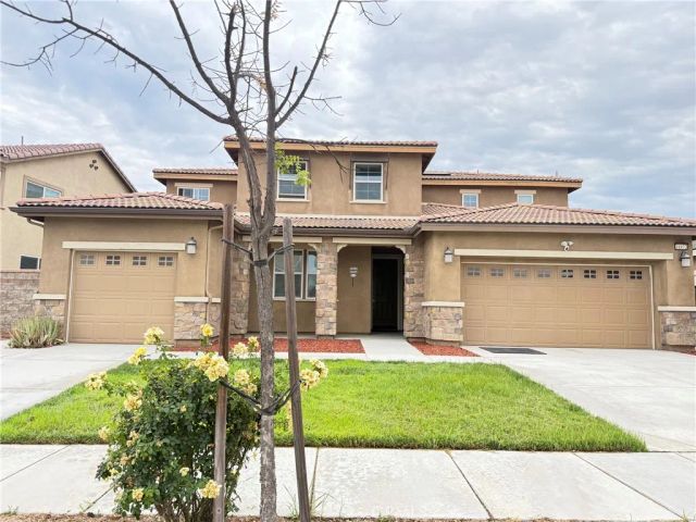 11872 Confluence Dr, Jurupa Valley, CA 91752