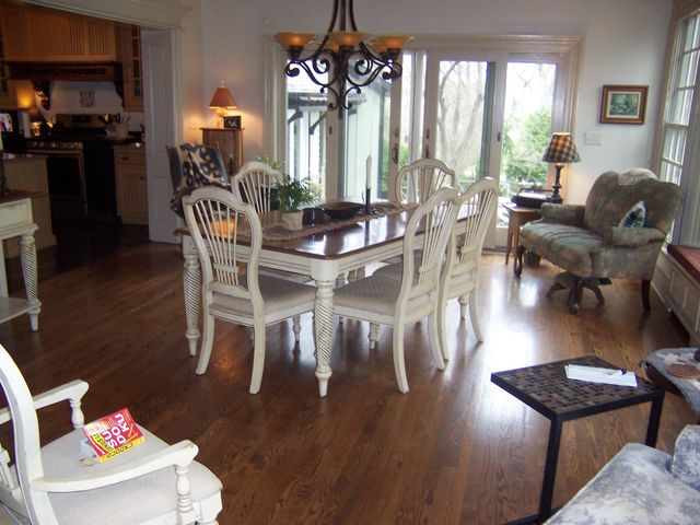 1301 South Batavia Avenue, Geneva, IL 60134