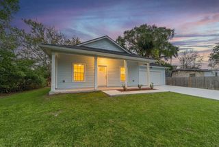 679 Coral Cir, St Augustine, FL 32080