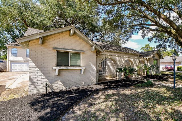 11507 Barwood Bend Drive, Houston, TX 77065