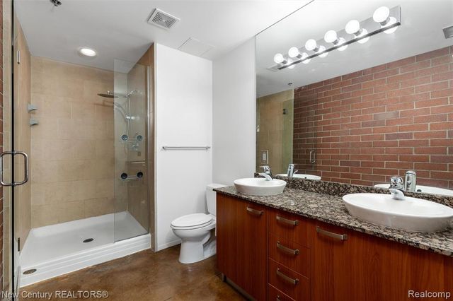 322 E Harrison Avenue 4, Royal Oak, MI 48067