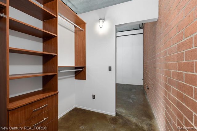 322 E Harrison Avenue 4, Royal Oak, MI 48067