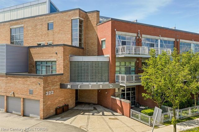 322 E Harrison Avenue 4, Royal Oak, MI 48067