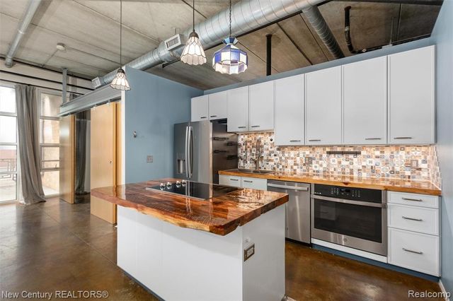 322 E Harrison Avenue 4, Royal Oak, MI 48067