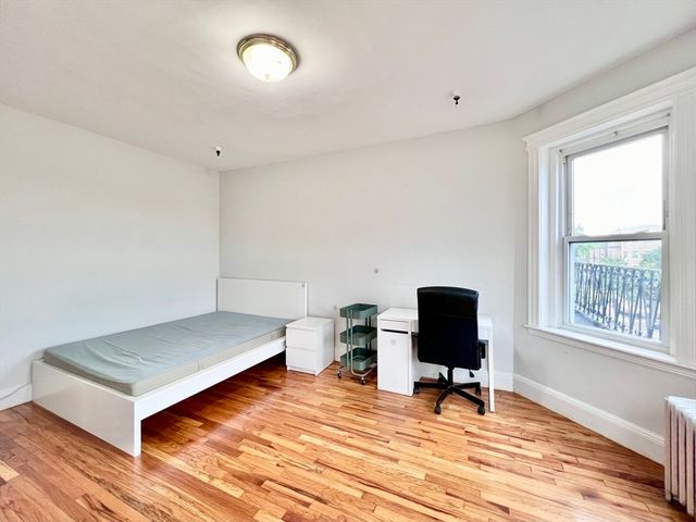 1330 Commonwealth Ave 26, Boston, MA 02134