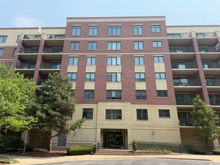 20 S MAIN Street 506, Mount Prospect, IL 60056