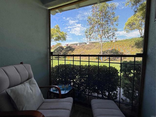 3839 Vista Campana S 8, Oceanside, CA 92057