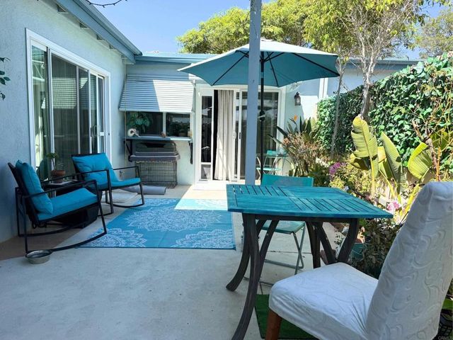 3839 Vista Campana S 8, Oceanside, CA 92057