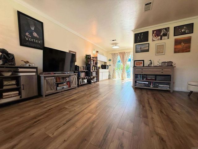 3839 Vista Campana S 8, Oceanside, CA 92057