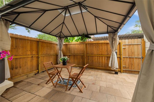 14707 Barryknoll Lane 168, Houston, TX 77079