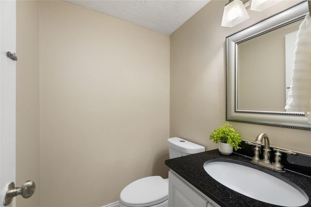 14707 Barryknoll Lane 168, Houston, TX 77079