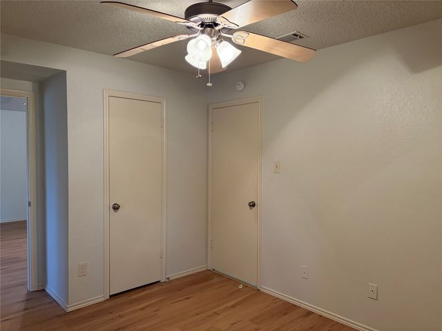 2428 Chestnut Way, Bedford, TX 76022