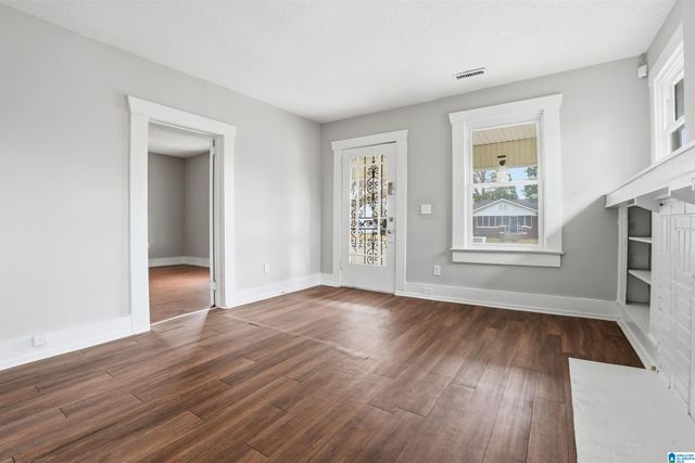 2722 AVENUE I, Birmingham, AL 35218